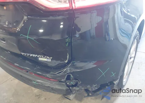 2017 Ford Edge Titanium z USA, uszkodzony, nr VIN 2FMPK4K93HBC28723